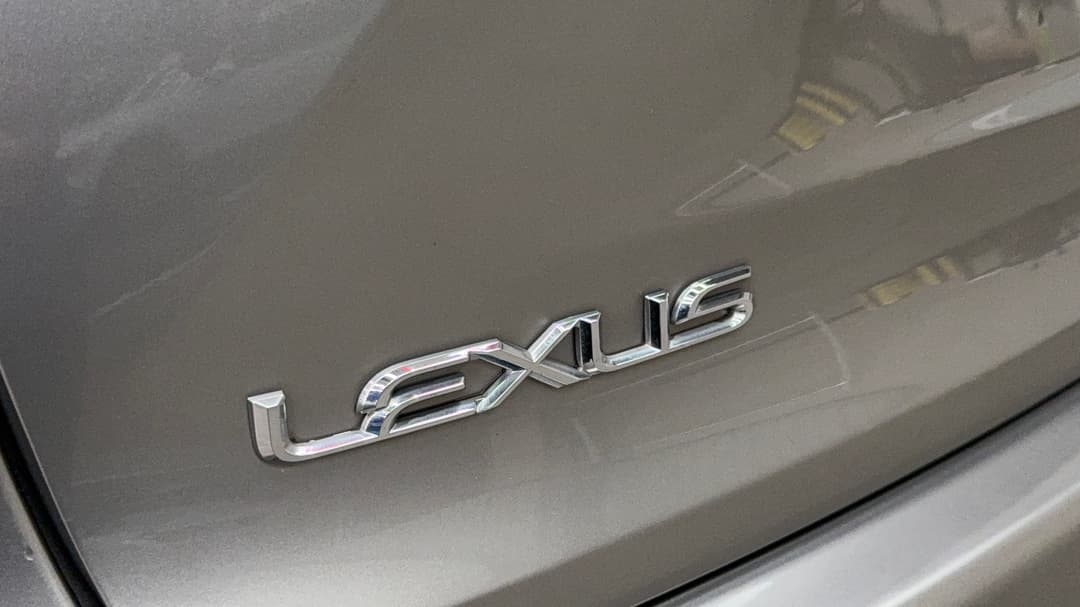 2018 Lexus Nx300h Luxury Hybrid (FWD), Automatic, 68525 km, Badge (Boot Left Side)