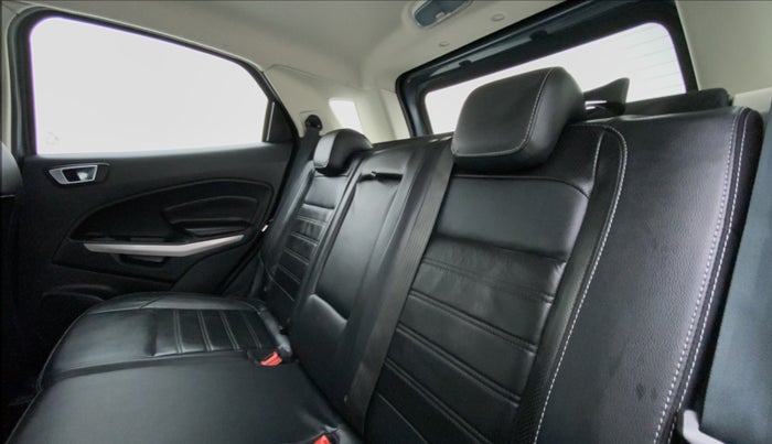 2018 Ford Ecosport 1.5 TDCI TITANIUM PLUS, Diesel, Manual, 56,557 km, Right Side Rear Door Cabin
