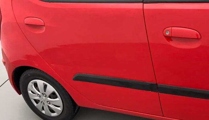 2013 Hyundai i10 MAGNA 1.1, CNG, Manual, 67,521 km, Right rear door - Minor scratches