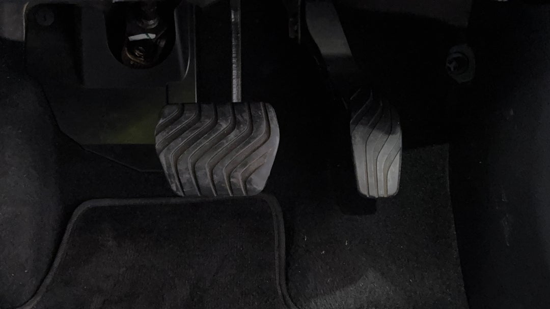 Pedals and Footmat