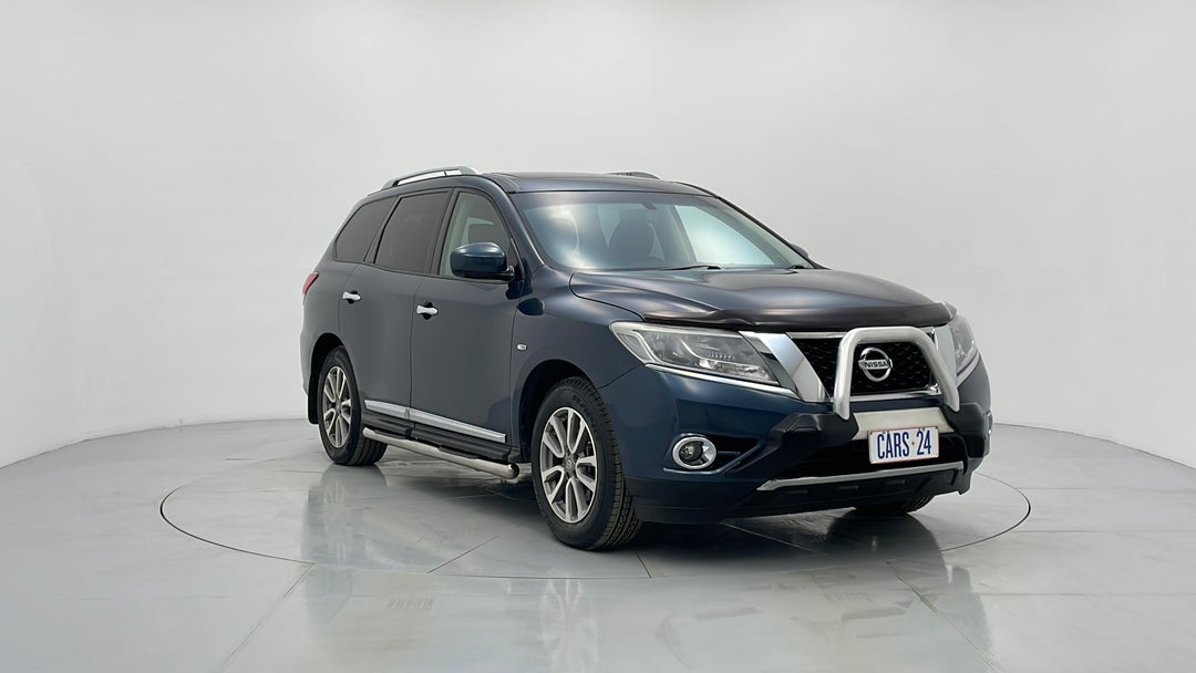 2014 Nissan Pathfinder St-l (4x4), Automatic, 98672 km, Right Front Diagonal (45- Degree) View