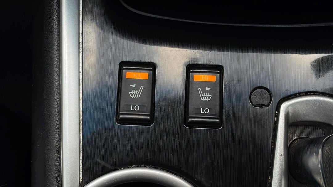 2014 Nissan Pathfinder St-l (4x4), Automatic, 98672 km, Ventilated Seats