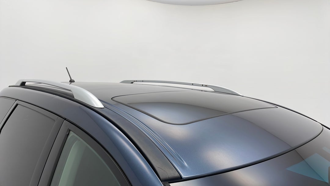 2014 Nissan Pathfinder St-l (4x4), Automatic, 98672 km, Roof/Sunroof View