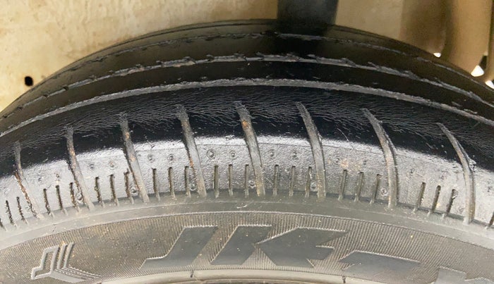 2018 Maruti Celerio ZXI D, Petrol, Manual, 61,779 km, Left Rear Tyre Tread
