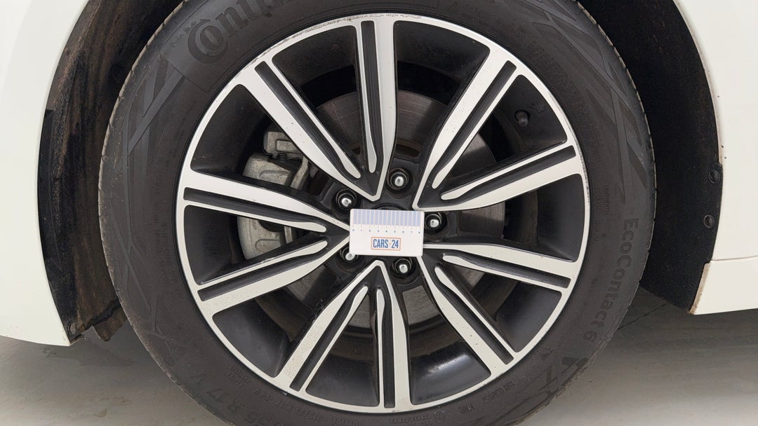 Wheels Rim Front LHS Gutter Rash