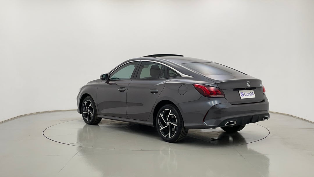 Left Back Diagonal (45- Degree) View