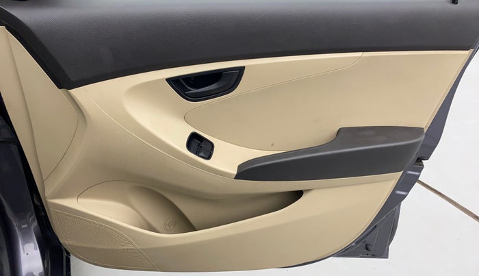 2014 Hyundai Eon MAGNA + (O) 1.0 LITRE KAPPA, Petrol, Manual, 38,596 km, Driver Side Door Panels Controls