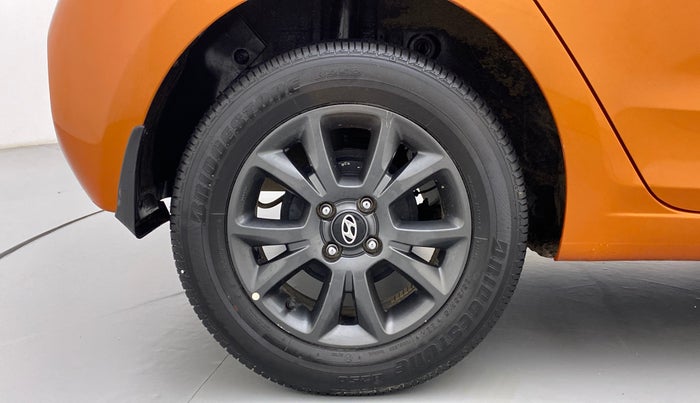 2018 Hyundai Elite i20 ASTA 1.2, Petrol, Manual, 16,801 km, Right Rear Wheel