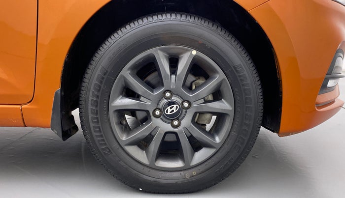 2018 Hyundai Elite i20 ASTA 1.2, Petrol, Manual, 16,801 km, Right Front Wheel