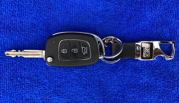 2018 Hyundai Elite i20 ASTA 1.2, Petrol, Manual, 16,801 km, Key Close Up