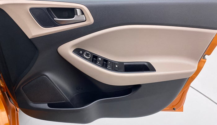 2018 Hyundai Elite i20 ASTA 1.2, Petrol, Manual, 16,801 km, Driver Side Door Panels Control