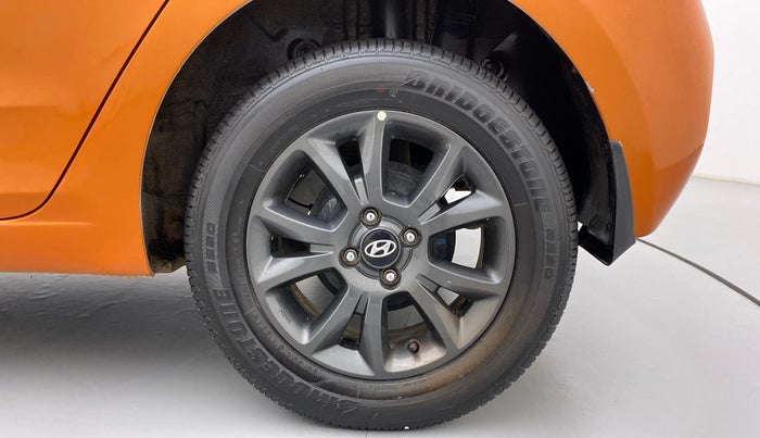 2018 Hyundai Elite i20 ASTA 1.2, Petrol, Manual, 16,801 km, Left Rear Wheel