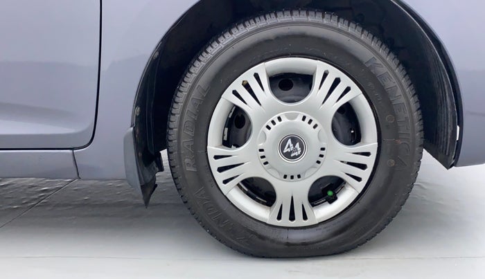2017 Hyundai Eon ERA PLUS, Petrol, Manual, 47,917 km, Right Front Wheel