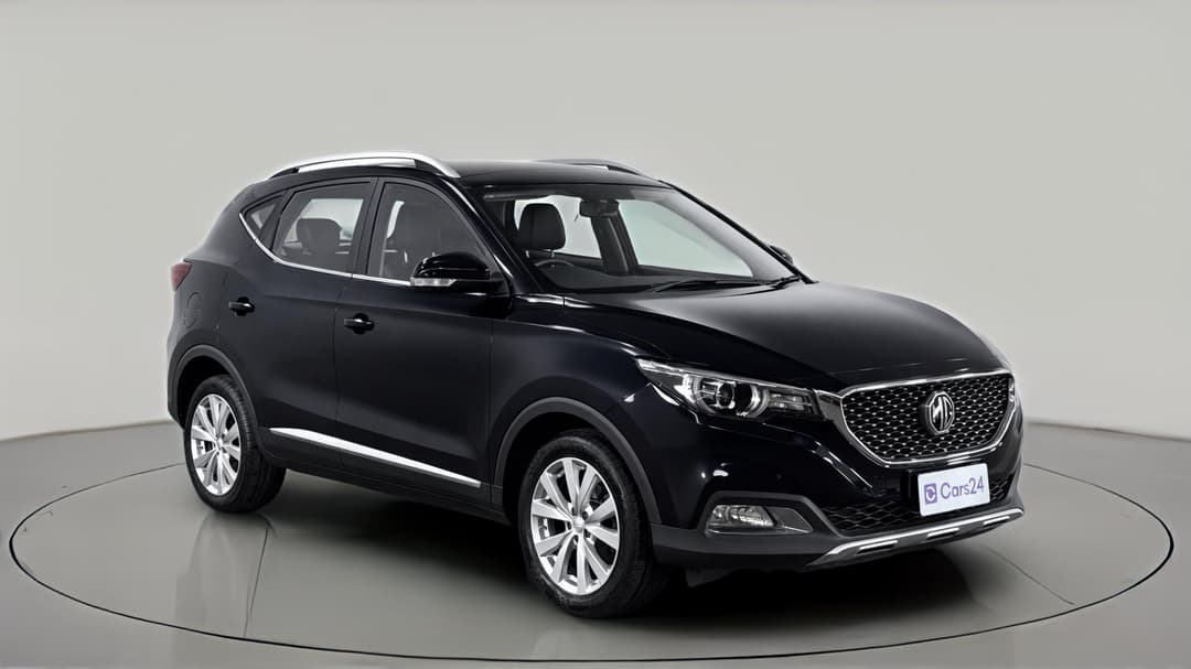 2022 MG ZS Excite, Automatic, 45440 km, Right Front Diagonal (45- Degree) View