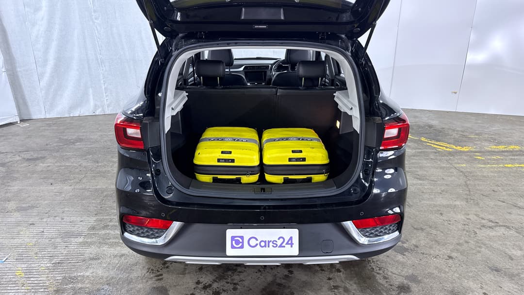2022 MG ZS Excite, Automatic, 45440 km, Boot Inside View with Luggage