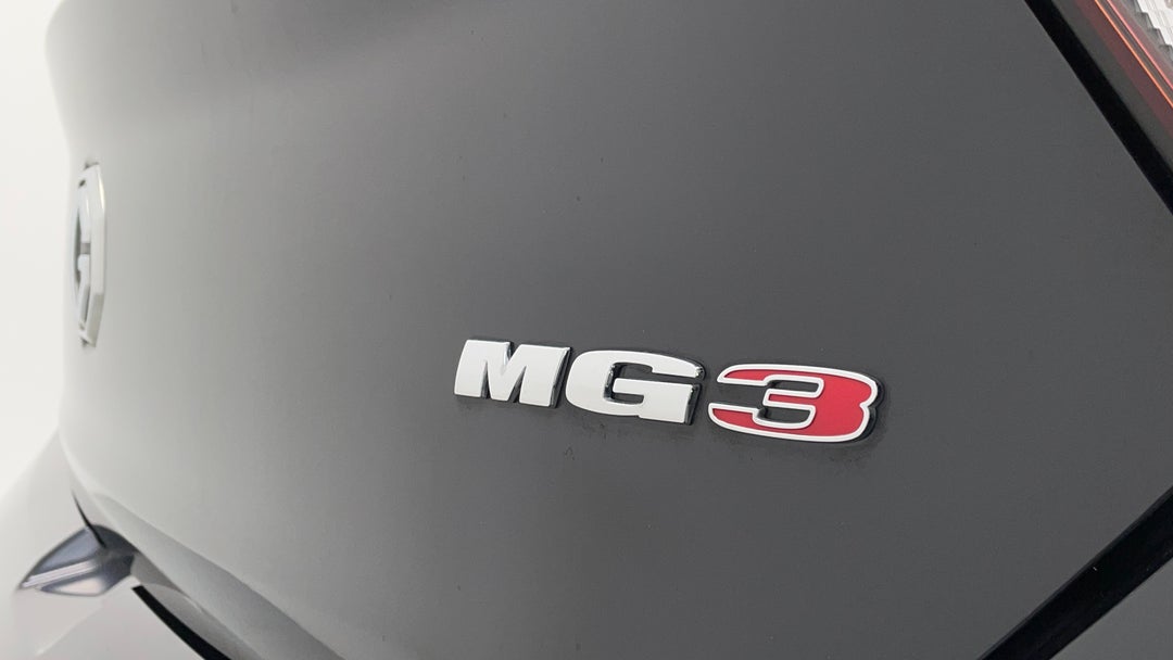 Badge (Boot Right Side)