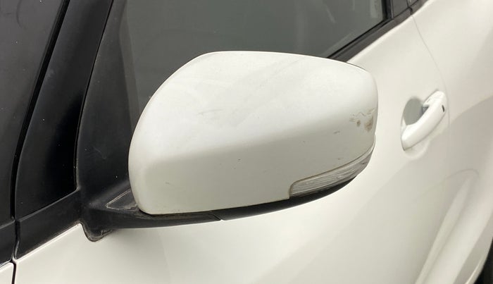 2018 Maruti Swift ZDI AMT, Diesel, Automatic, 56,697 km, Left rear-view mirror - Minor scratches