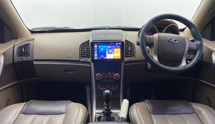 2014 Mahindra XUV500 W8 FWD, Diesel, Manual, 92,443 km, Dashboard