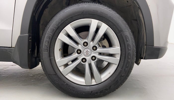2017 Maruti Vitara Brezza ZDI PLUS, Diesel, Manual, 68,631 km, Right Front Wheel
