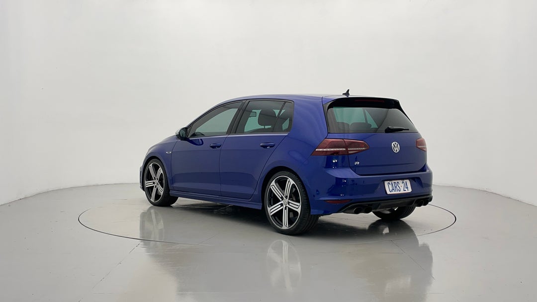 Left Back Diagonal (45- Degree) View