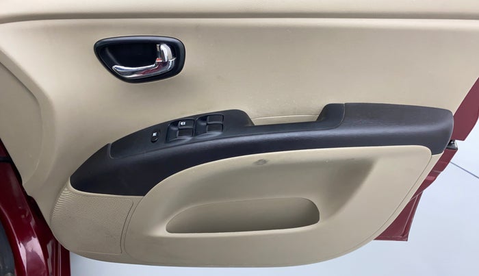 2014 Hyundai i10 SPORTZ 1.1 IRDE2, Petrol, Manual, 86,306 km, Driver Side Door Panels Control