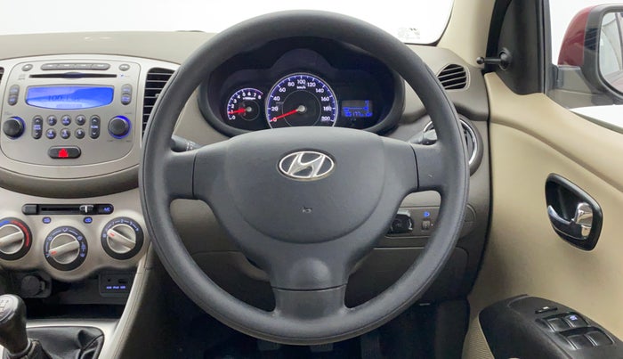 2014 Hyundai i10 SPORTZ 1.1 IRDE2, Petrol, Manual, 86,306 km, Steering Wheel Close Up