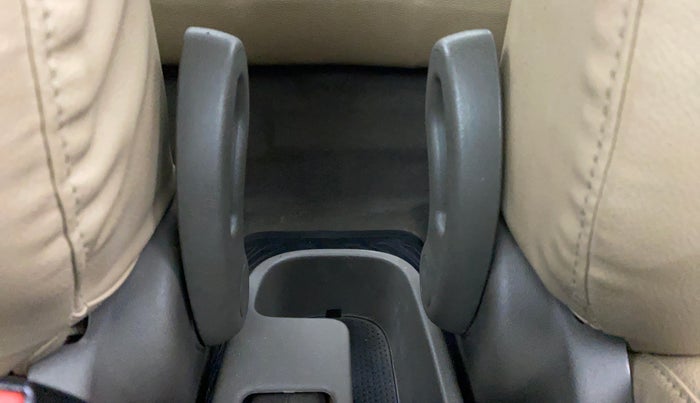 2014 Hyundai i10 SPORTZ 1.1 IRDE2, Petrol, Manual, 86,306 km, Driver Side Adjustment Panel