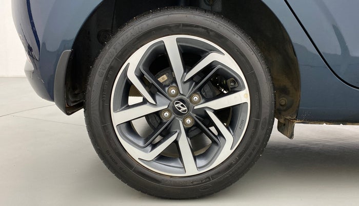 2020 Hyundai GRAND I10 NIOS SPORTZ MT DUAL TONE, Petrol, Manual, 13,749 km, Right Rear Wheel