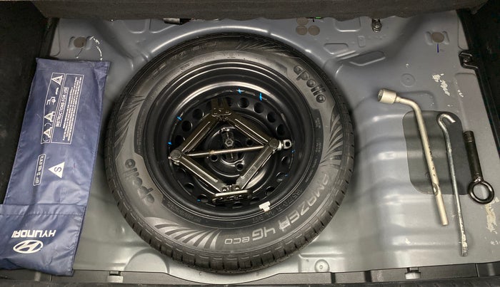 2020 Hyundai GRAND I10 NIOS SPORTZ MT DUAL TONE, Petrol, Manual, 13,749 km, Spare Tyre