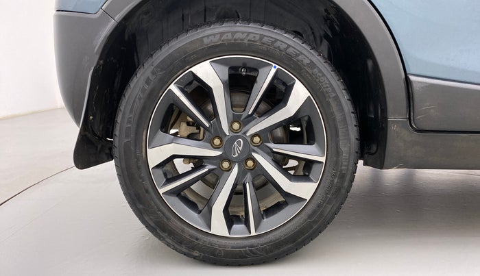 2020 Mahindra XUV300 W8 (O) 1.5 DIESEL, Diesel, Manual, 37,479 km, Right Rear Wheel