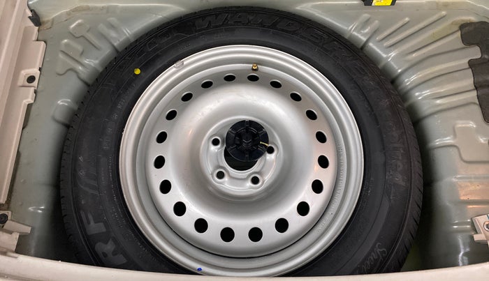 2020 Mahindra XUV300 W8 (O) 1.5 DIESEL, Diesel, Manual, 37,479 km, Spare Tyre