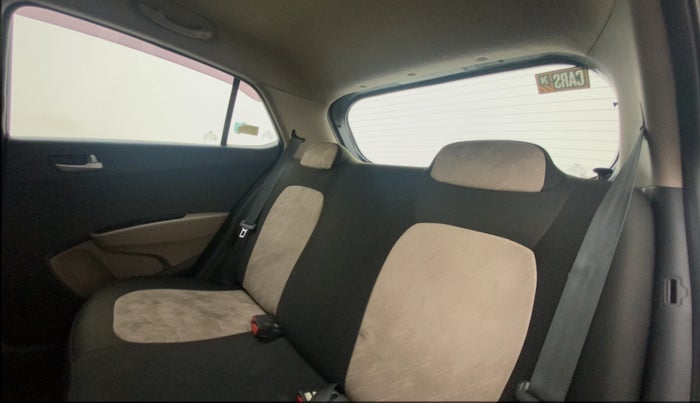 2015 Hyundai Grand i10 SPORTZ 1.2 KAPPA VTVT, Petrol, Manual, 60,925 km, Right Side Rear Door Cabin