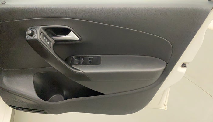 2019 Volkswagen Ameo COMFORTLINE 1.0L, Petrol, Manual, 34,651 km, Driver Side Door Panels Control