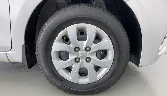 2018 Hyundai Elite i20 Magna Executive 1.2, Petrol, Manual, 15,941 km, Right Front Wheel