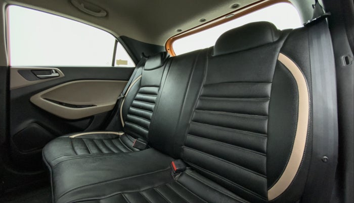 2018 Hyundai Elite i20 Magna Executive 1.2, Petrol, Manual, 24,062 km, Right Side Rear Door Cabin