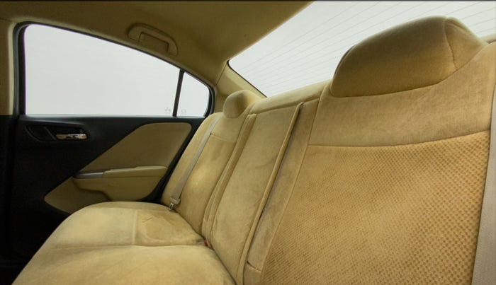 2014 Honda City 1.5L I-VTEC V MT, Petrol, Manual, 97,536 km, Right Side Rear Door Cabin