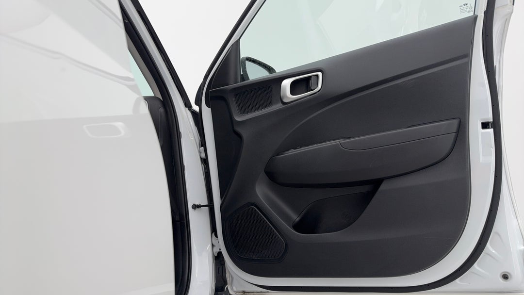 2023 Hyundai Venue Venue, Automatic, 56813 km, Speaker View