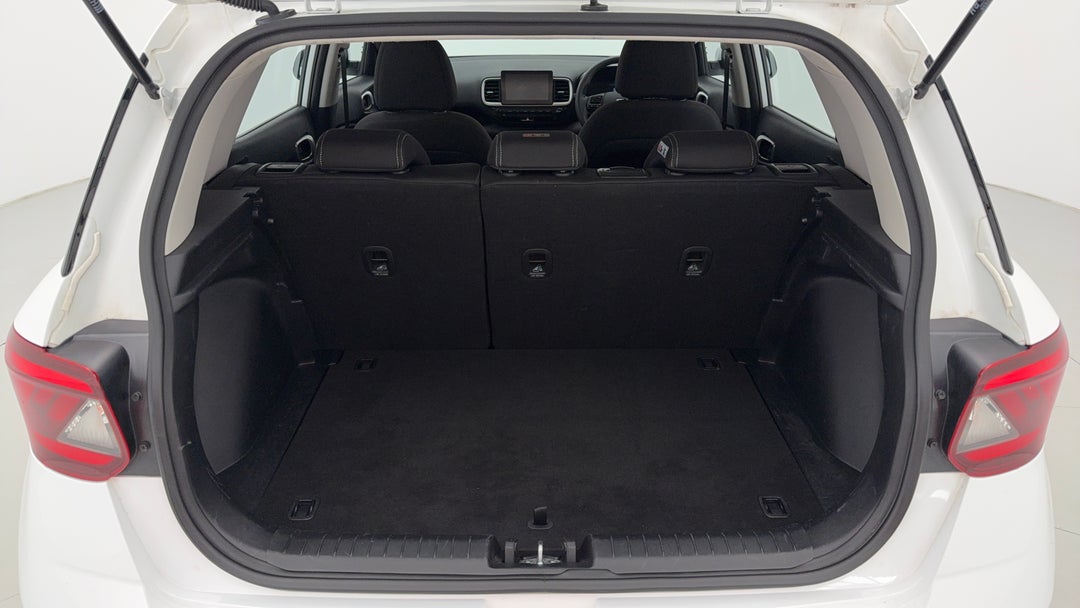 2023 Hyundai Venue Venue, Automatic, 56813 km, Boot Inside View