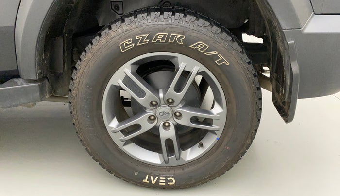 2022 Mahindra Thar LX HT PETROL 4WD MT, Petrol, Manual, 11,577 km, Left Rear Wheel