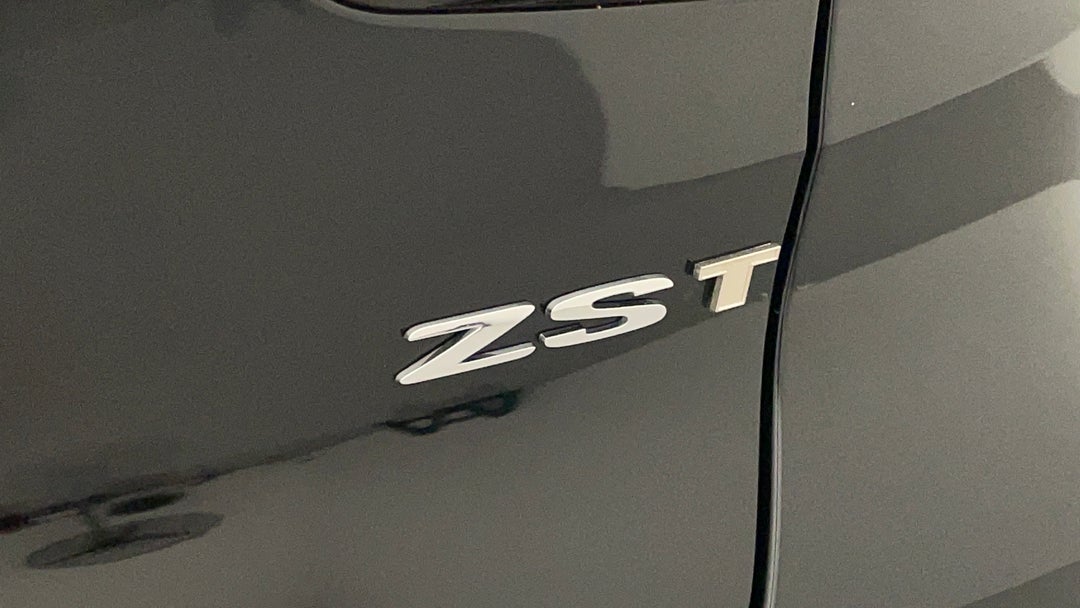 Badge (Boot Right Side)