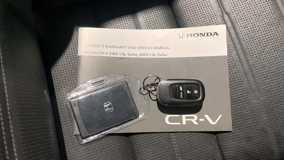 2024 Honda CR-V Vti L (AWD) 5 Seats, Automatic, 21907 km, Key Close-up