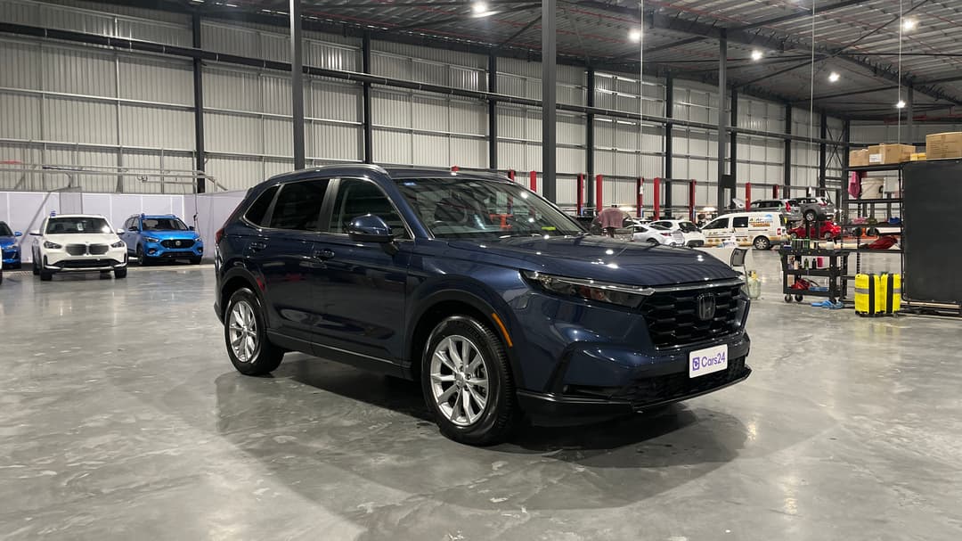 2024 Honda CR-V Vti L (AWD) 5 Seats, Automatic, 21907 km, Right Front Diagonal (45- Degree) View