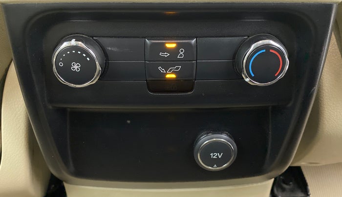 2017 Ford Endeavour 2.2l 4X2 AT Trend, Diesel, Automatic, 61,464 km, Rear AC Temperature Control