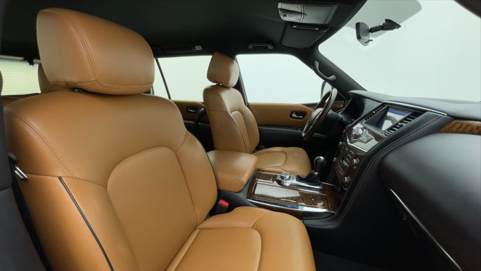 NISSAN PATROL-Right Side Front Door Cabin View