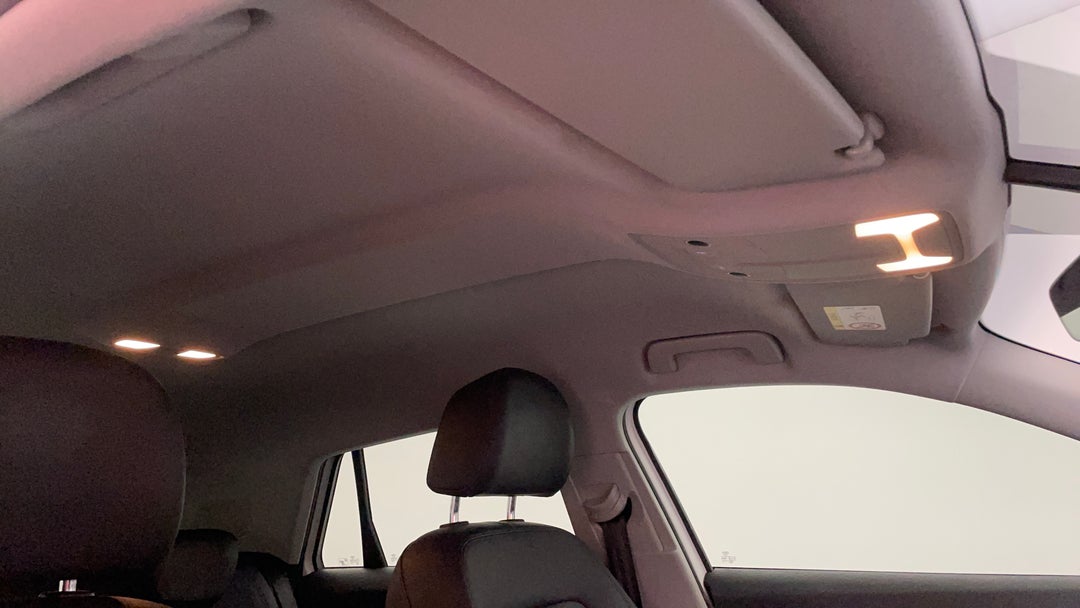 Interior Sunroof/Moonroof