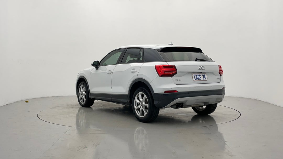 Left Back Diagonal (45- Degree) View