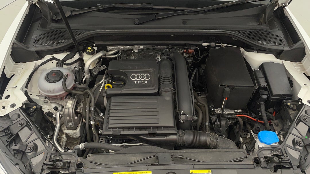 Open Bonnet (Engine)