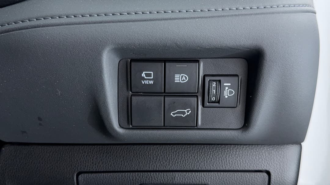 2023 Toyota Kluger Grande Hybrid AWD, Automatic, 57509 km, Utility Switches/Buttons