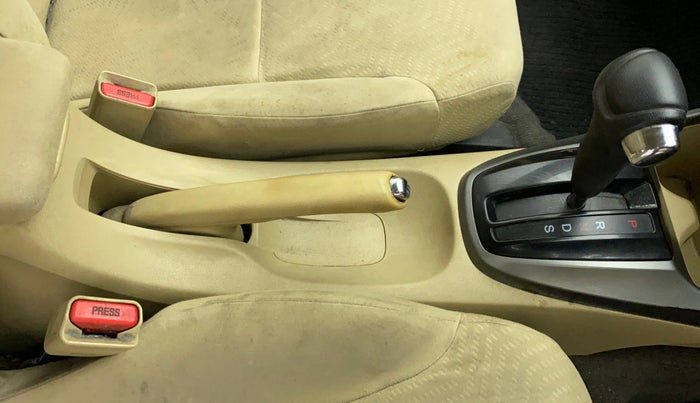2012 Honda City 1.5L I-VTEC V AT, Petrol, Automatic, 67,781 km, Gear Lever