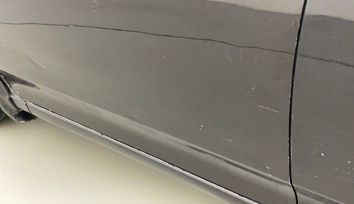 2012 Honda City 1.5L I-VTEC V AT, Petrol, Automatic, 67,618 km, Front passenger door - Upto 4 inch Scratches + Count of scratches 3-5 ( Metal not Visible)